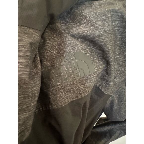 Boys North Face Dryvent Hooded Jacket sz M (10/12) Black and Gray North Face - Picture 2 of 9